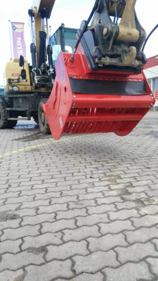 471243