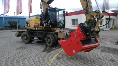 471243