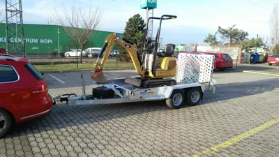 471251