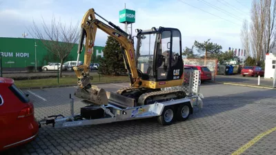 471251