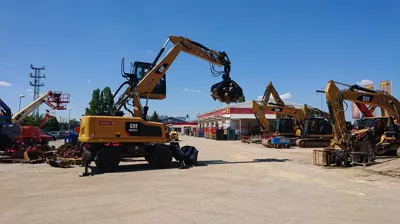 471733
