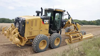 487400