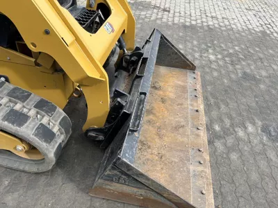 76870