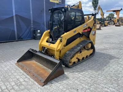 81634