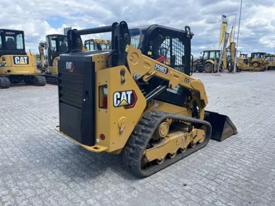 81634