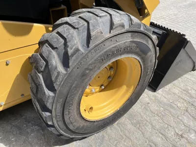 76871
