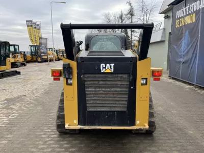 76847