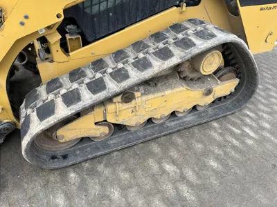 76847