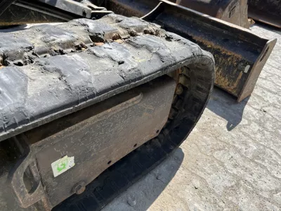 81605