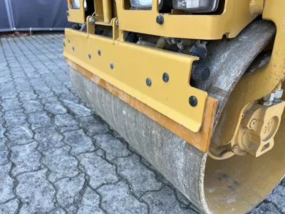76848