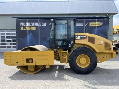 Cat CS76B