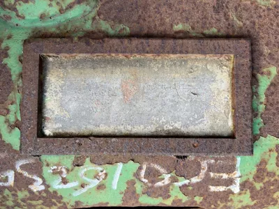 79043
