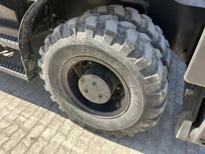 81626