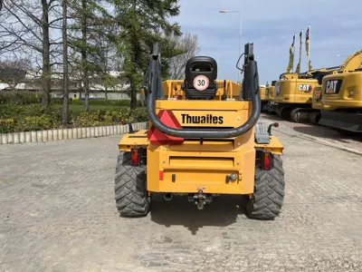 76916