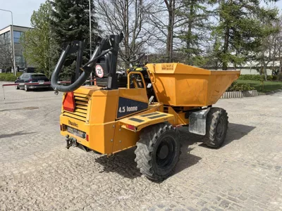 76883