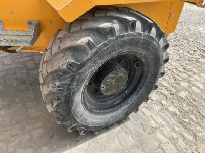 76883