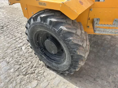 76883